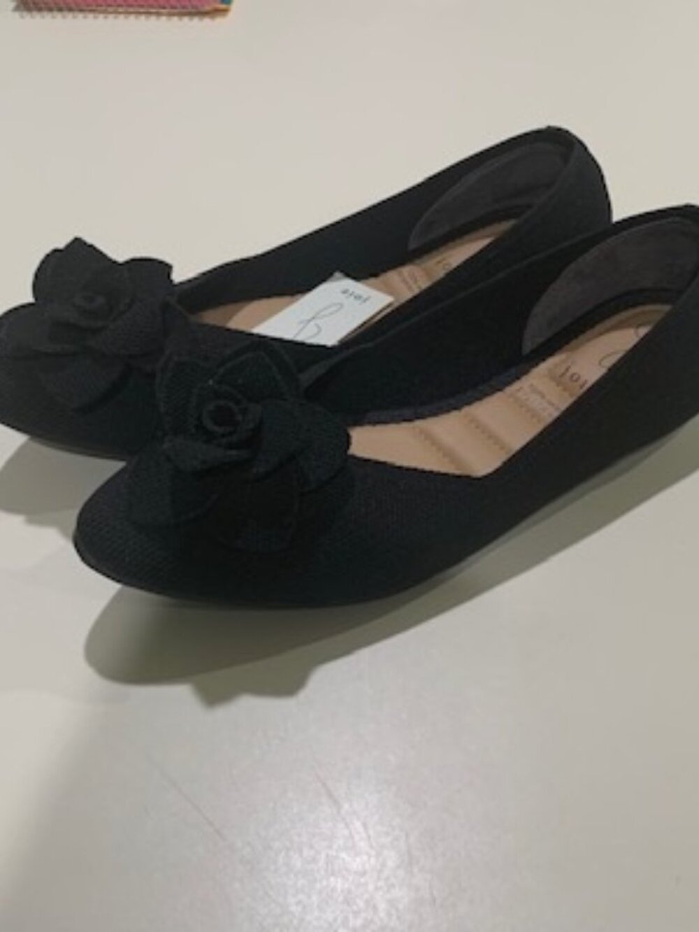 NEW Joie Clara Black Ballet Flats Pointed Toe Flower Detail Size 7 M Fabric